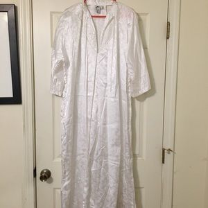 Vintage Dior white robe